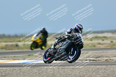media/Apr-18-2025-TrackDaz (Fri) [[45f5874c44]]/A Group/Session 1 (Turn 7)/